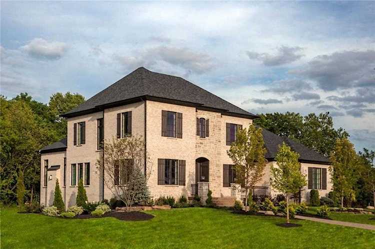 7055 Kennesaw Drive Brownsburg, IN 46112