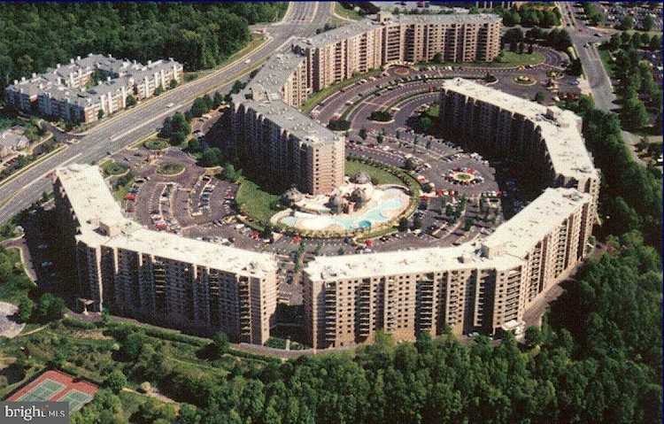 8360 Greensboro Dr #505 Mclean, VA 22102