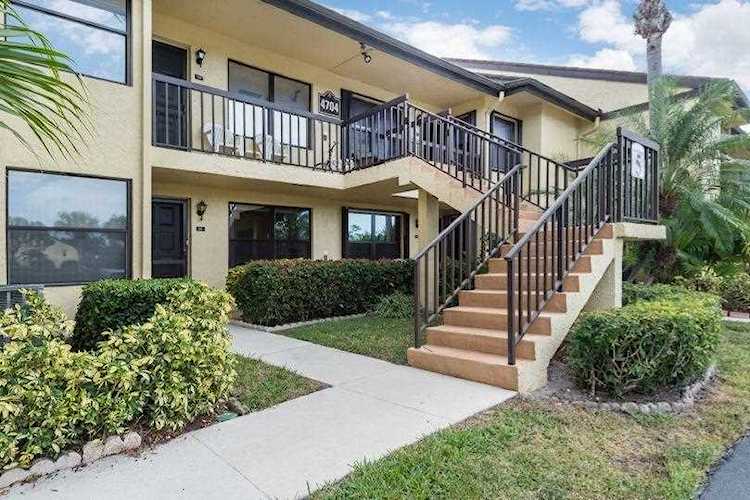 4704 Lucerne Lakes Boulevard #203 Lake Worth, FL 33467