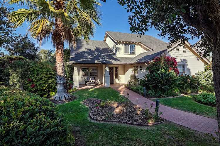 1036 Sandpiper Ln Santa Barbara, CA 93110
