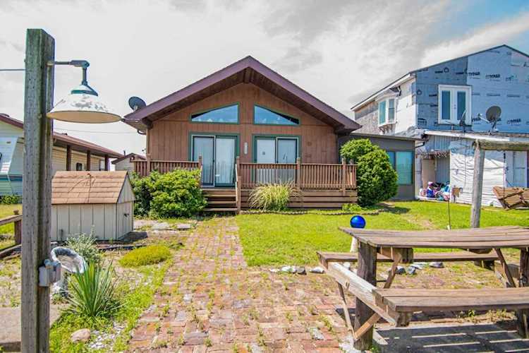 9928 Beach Boulevard Lawrenceville, IL 62439