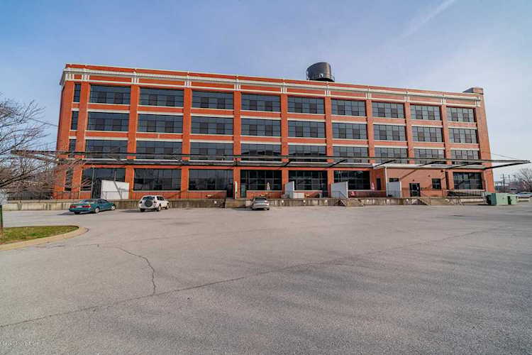 2520 S 3Rd St #216 Louisville, KY 40208