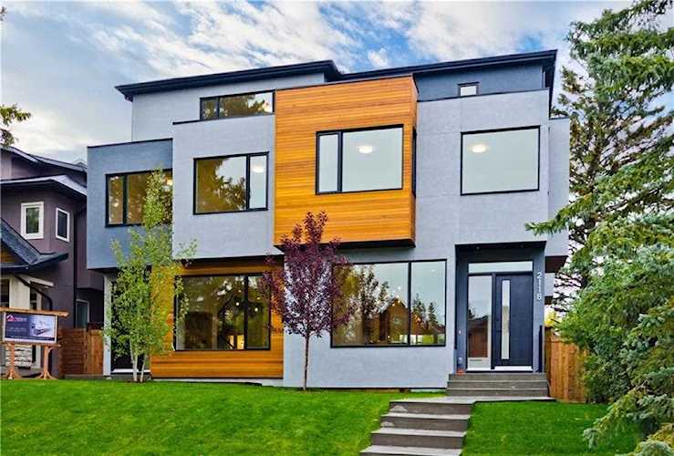 2118 27 Avenue SW Calgary, AB T2T 1H7