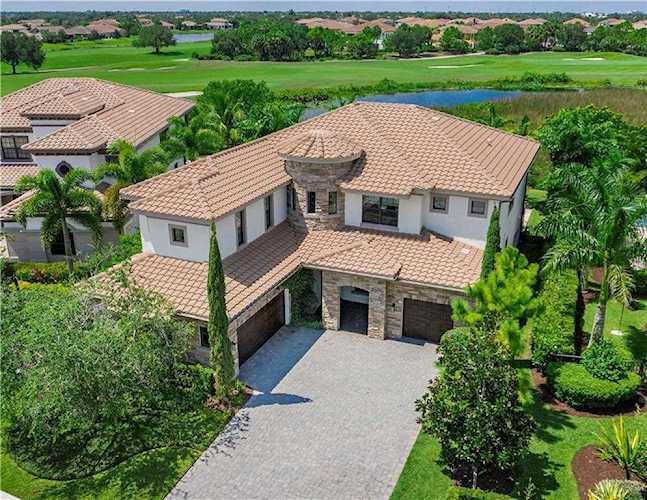 10172 Emerson St Parkland, FL 33076