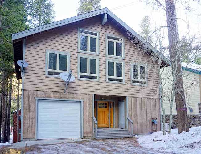 685 Steelhead June Lake, CA 93529