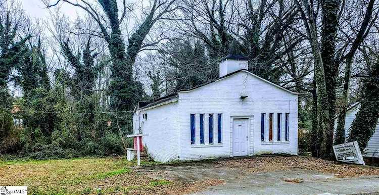 105 Guess St Greenville, SC 29605
