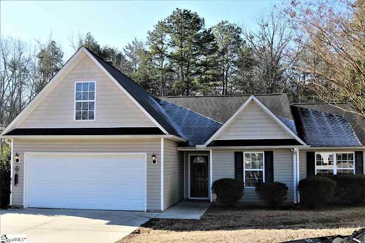312 Brenley Ln Easley, SC 29642