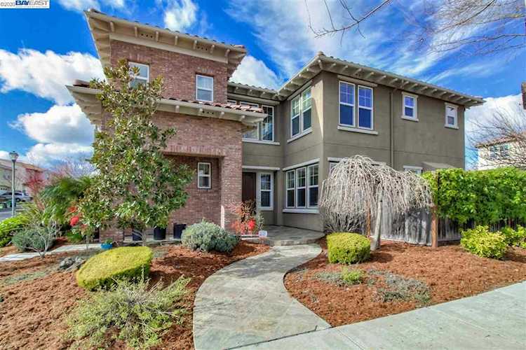 5331 Chusan Way San Ramon, CA 94582 | MLS 40893086 Photo 1