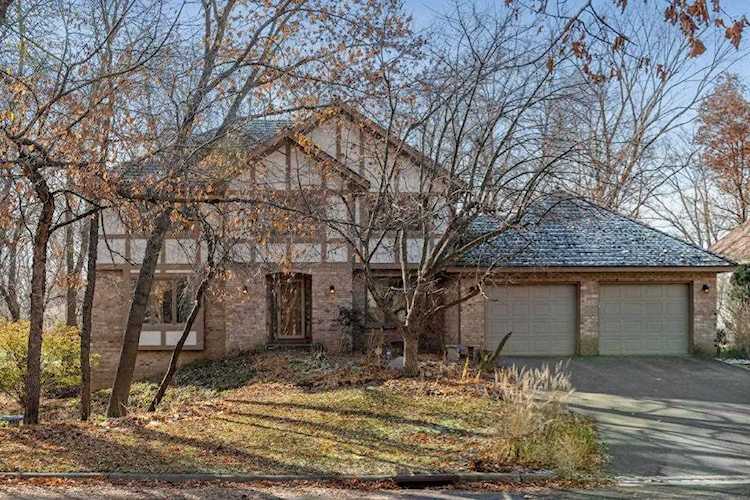 8301 W 93rd Street Bloomington, MN 55438