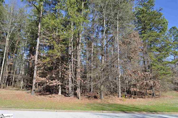 104 Ebenway Ln Simpsonville, SC 29680