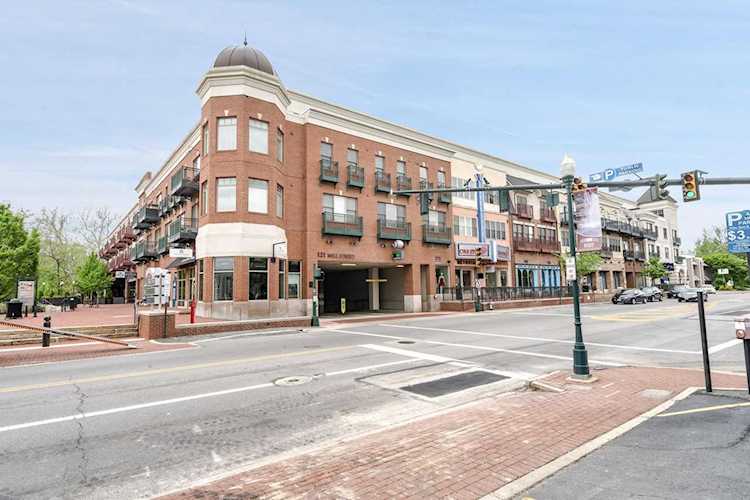 250 000 For Sale 151 Mill Street Gahanna Oh 43230 Mls