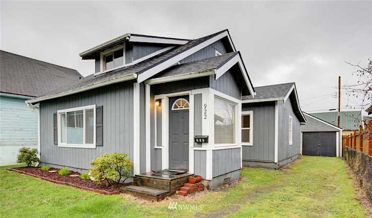 922 Lincoln St Hoquiam, WA 98550