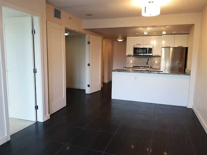 2080 W Broadway #366 Vancouver, BC V6J 0C7