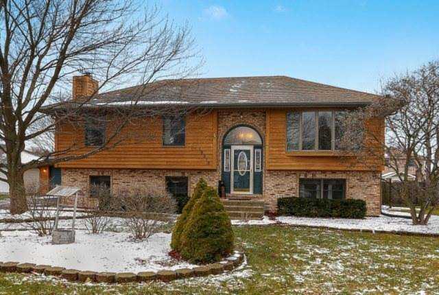 16318 S Peerless Ct Plainfield, IL 60586
