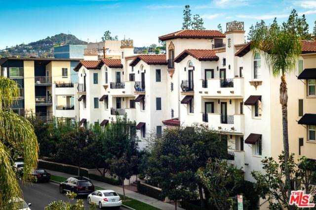 12020 Guerin Street #PH1 Studio City, CA 91604