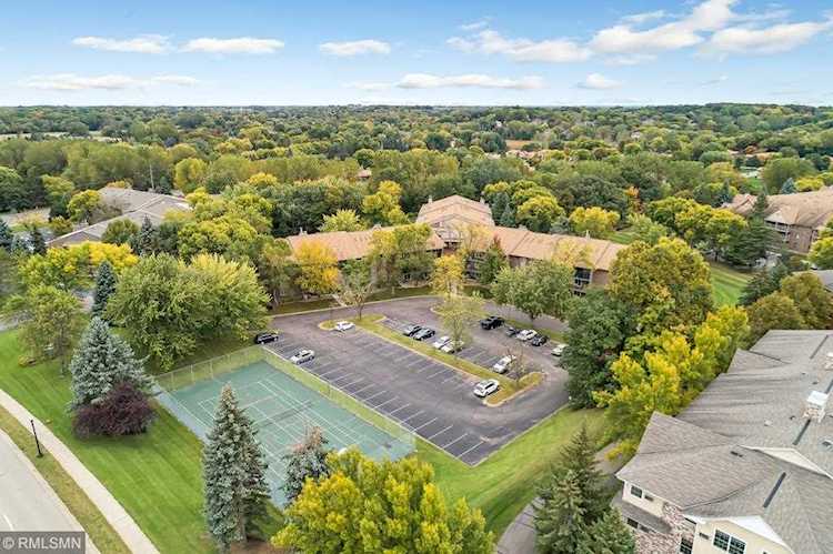 3850 Plymouth Boulevard #107 Plymouth, MN 55446