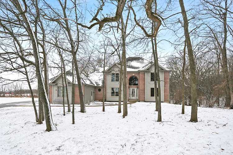 11211 Hill Crest Ln Marengo, IL 60152