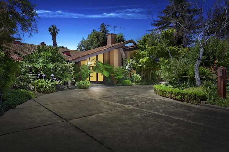 761 Page Avenue Los Banos, CA 93635