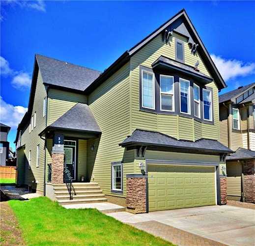 179 Sherview Heights NW Calgary, AB T3R 0Y8