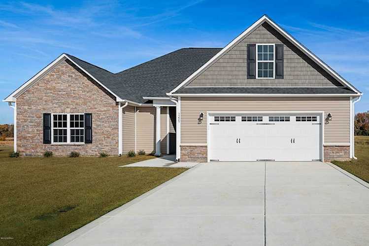 3229 Dandelion Drive Grimesland, NC 27837
