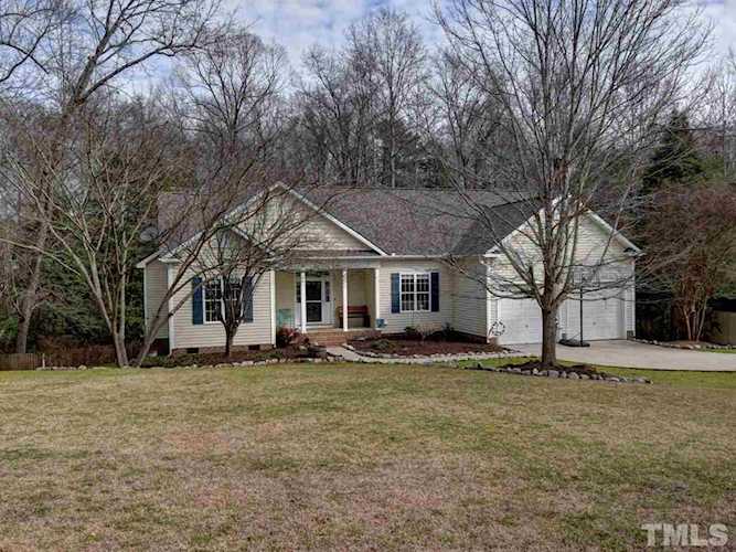 220 Mohican Trail Clayton, NC 27527