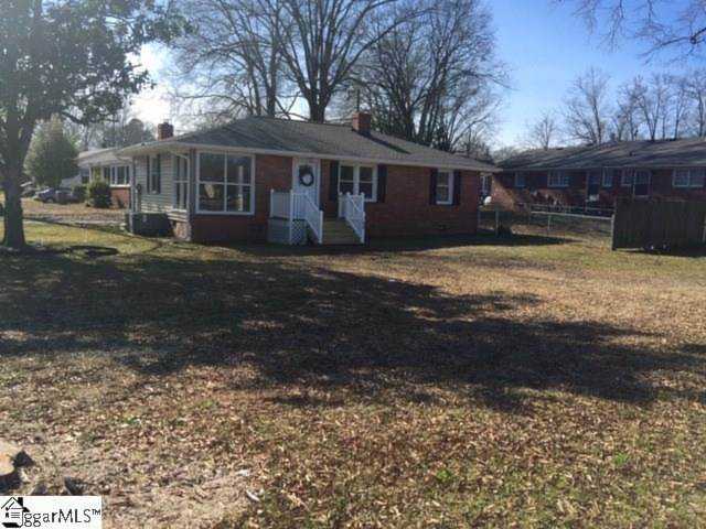 708 E Carolina Ave Clinton, SC 29325