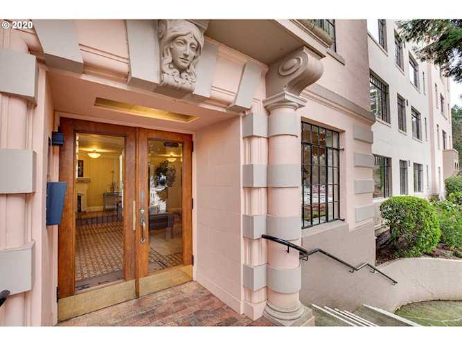 2336 SW Osage St #202 Portland, OR 97205
