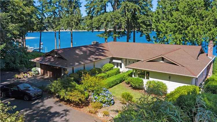 2129 50th Ave NW Gig Harbor, WA 98335