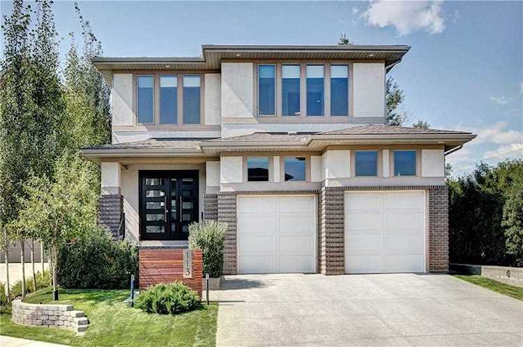 113 Evergreen Mount SW Calgary, AB T2Y 0L8