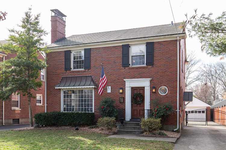 306 Browns Ln Norbourne Estates, KY 40207