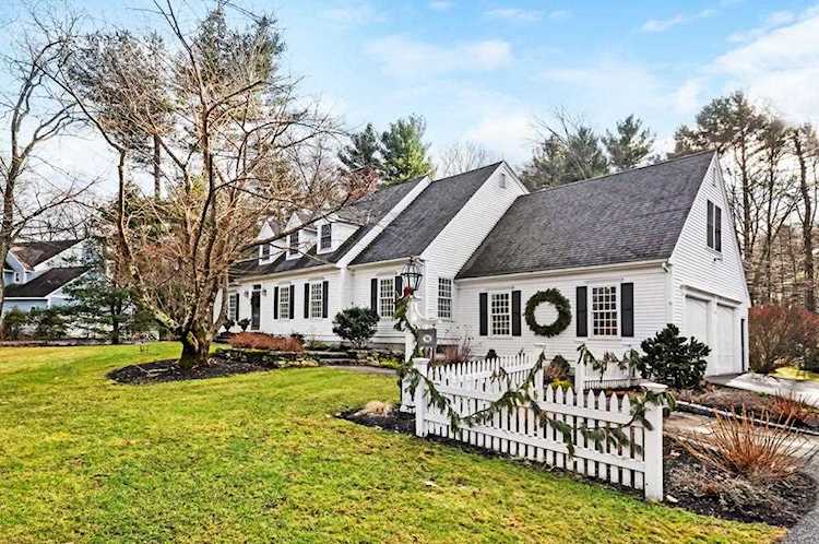 Acton, 17 Stoneymeade Way, MA, home for sale Photo 1