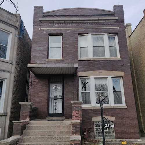 3538 W Congress Parkway Chicago, IL 60624