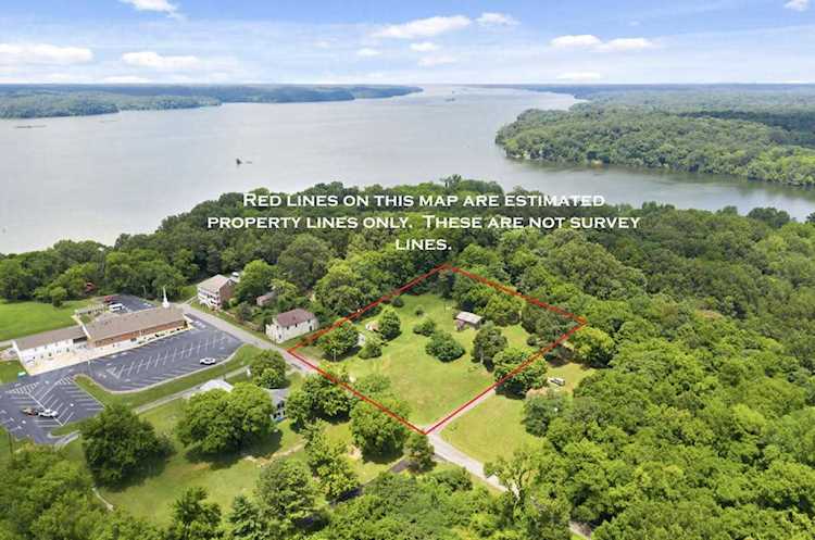 360 Boyds Landing Rd Cadiz, KY 42211