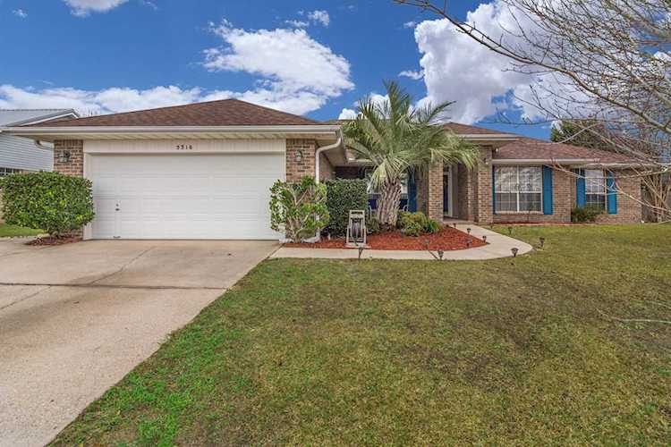 5316 Whitney Court Crestview, FL 32536