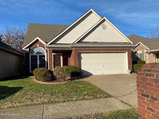 3413 Rainview Cir Louisville, KY 40220