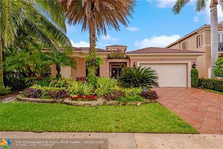 17928 Villa Club Way Boca Raton, FL 33496