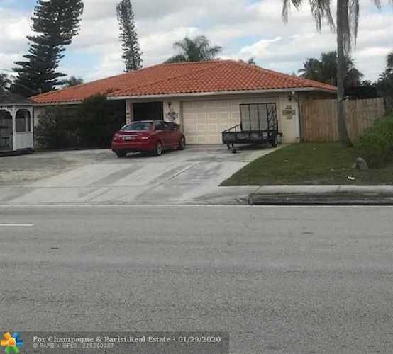2171 Hypoluxo Road Lake Worth, FL 33462