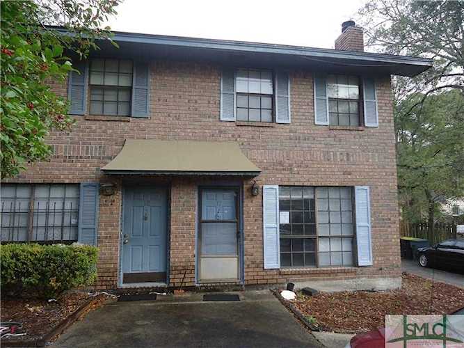 2220 E Victory Dr Savannah, GA 31404 | MLS 219032 Photo 1