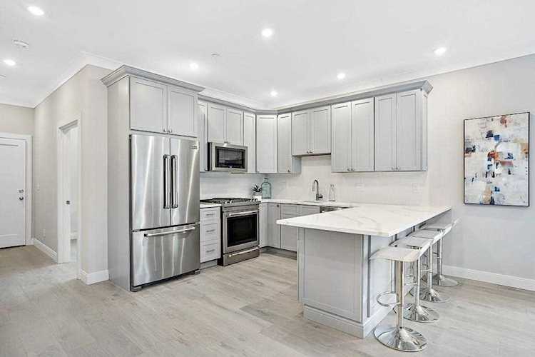 32 Cummins Hwy #4 Boston, MA 02131