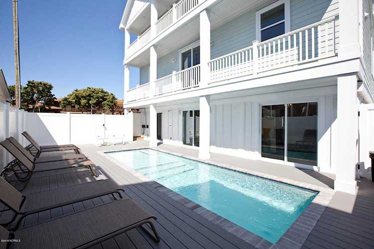 121 Atlantic Avenue Kure Beach, NC 28449