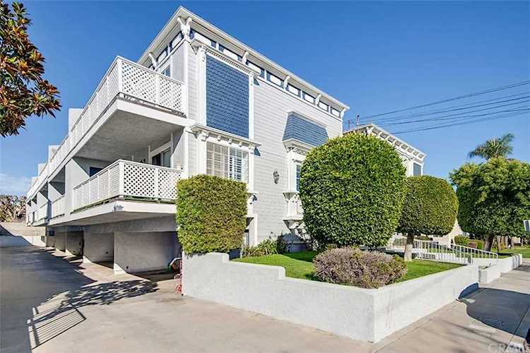 1421 12th Street #4 Manhattan Beach, CA 90266