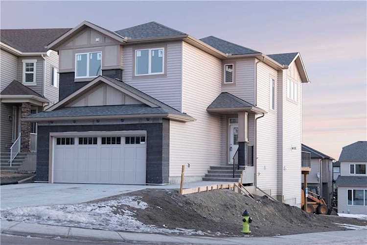 71 Nolanlake View NW Calgary, AB T3R 0W2