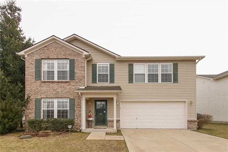 8395 Waterleaf Drive Plainfield, IN 46168 | MLS 21692701 Photo 1