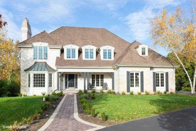 4N650 High Meadow Rd St. Charles, IL 60175