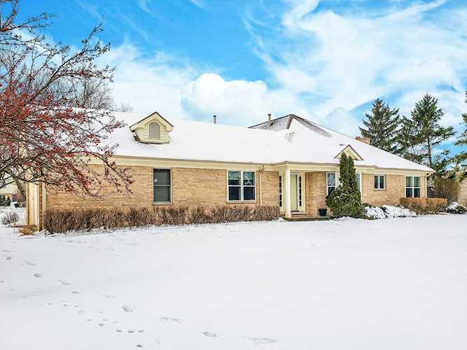 1910 Ivy Ln Glenview, IL 60026