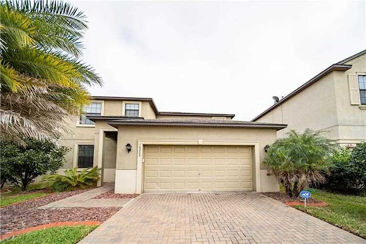 10205 Celtic Ash Drive Ruskin, FL 33573