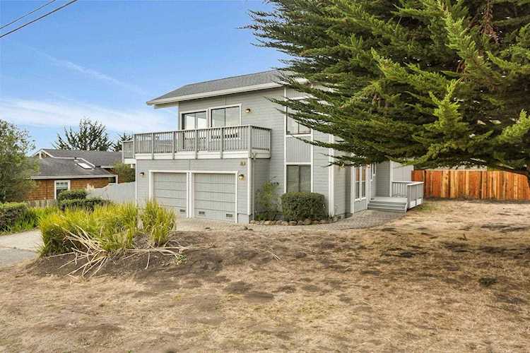355 E Cortez Avenue Half Moon Bay, CA 94019 | MLS 52216976 Photo 1