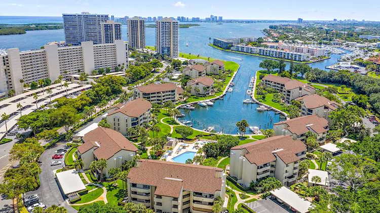 1133 Marine Way #I-4r North Palm Beach, FL 33408