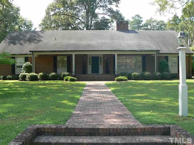 1110 Chestnut Drive Smithfield, NC 27577 | MLS 2275787 Photo 1