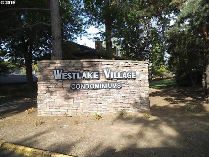 12628 NW Barnes Rd #7 Portland, OR 97229